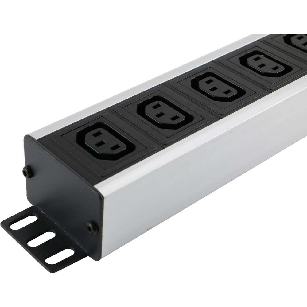 Image du produit EXCEL 10-WAY IEC320 V/MOUNT PDU NON SWITCHED 13AMP